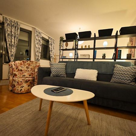 L&B Studio Apartment Pristina Exterior photo