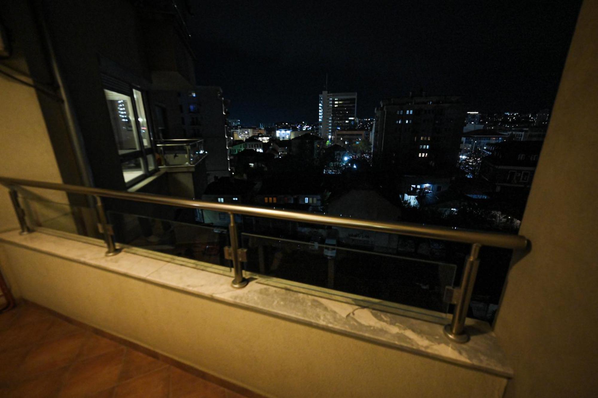 L&B Studio Apartment Pristina Exterior photo